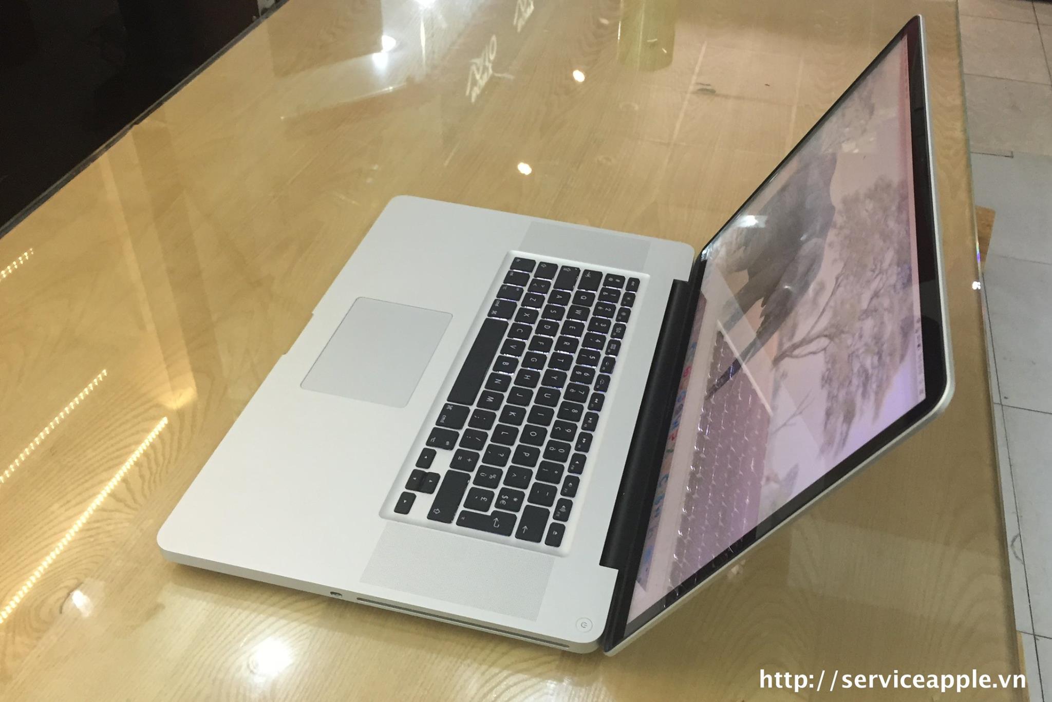 Macbook Pro MD311 Full Option màn 17''